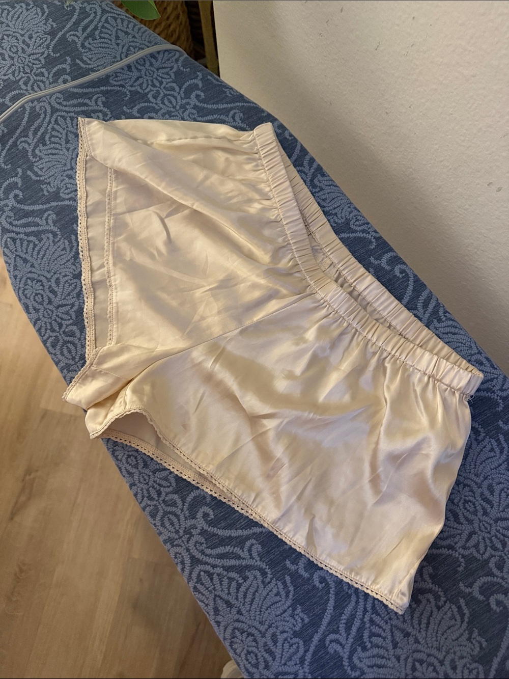 Daily Drills Silky Micro Shorts M/L
